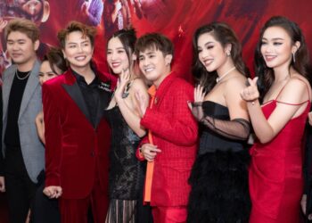 Kẻ độc hành chính thức ra mắt – độ kinh dị, giật gân tăng gấp bội so với Ai chết giơ tay