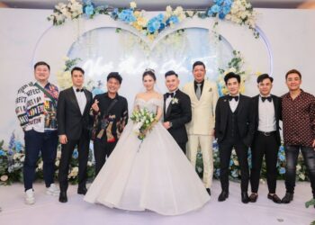 Lần đầu Quang Hà, Việt Anh nhận lời làm phù rể vì mối quan hệ thân thiết với bạn thân.