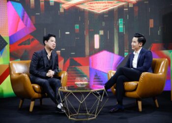 Ngọc Sơn kể thời gian “hát lót”, phải đợi 6 tháng mới được lên sân khấu hát