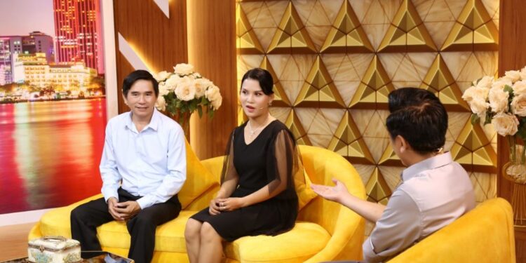 Phận buồn của nữ diễn viên mồ côi không được gia đình chồng chấp thuận