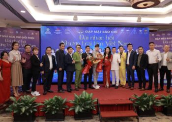 Đại nhạc hội “Những trái tim Việt Nam” – Đêm nhạc vì cộng đồng