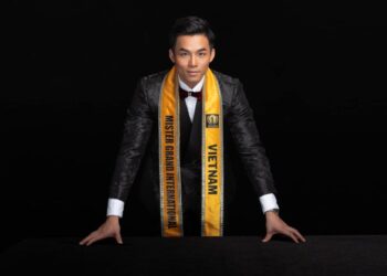 Vũ Linh đăng quang Á vương 4 Nam vương Hòa bình Quốc tế 2022