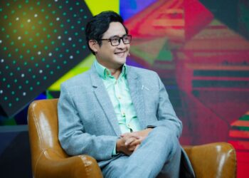 “Kép khờ” Ngọc Tưởng từng đỗ 3 trường đại học, tốt nghiệp thủ khoa đạo diễn với 7 điểm 10