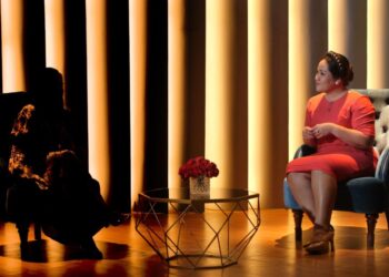 Người Thứ 3: Chồng vô tâm, thản nhiên “tán gái” trước mắt mẹ và em vợ