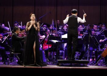 Đêm 16- 17/12:  Nhà hát Giao hưởng Nhạc vũ kịch TP HCM biểu diễn hòa nhạc Giáng sinh