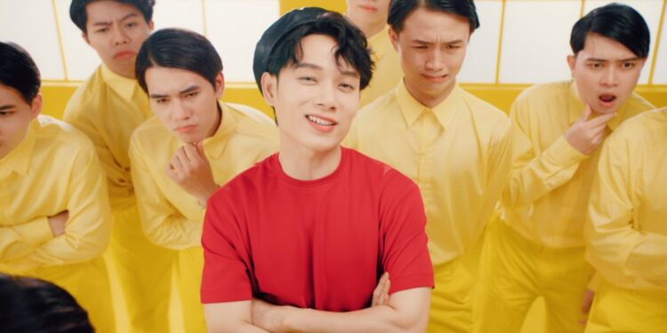 Trúc Nhân ra sản phẩm mới, nói hộ nỗi lòng cả một thế hệ