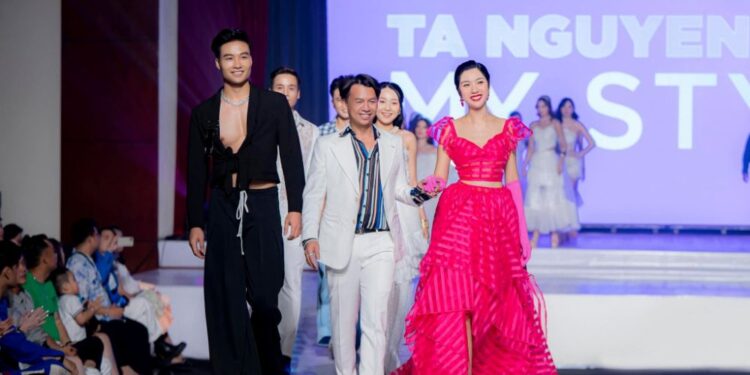 Dấu ấn cá nhân trong bộ sưu tập My Style 2022 Nhà thiết kế Tạ Nguyên Phúc