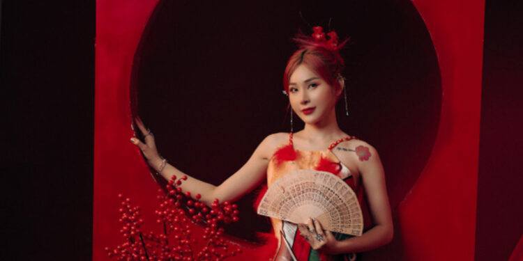 DJ T- Tina tiết lộ kế hoạch đón xuân cùng gia đình