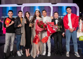 Xuất sắc đoạt giải Á hậu 1 Mrs Universe 2022, người đẹp Hoàng Thanh Nga làm rạng danh nhan sắc Việt