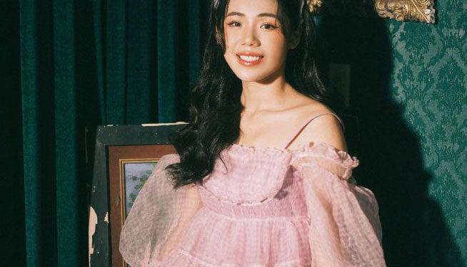 Hương Ly ngày càng xinh đẹp, bí quyết nào để cân bằng âm nhạc và gia đình?