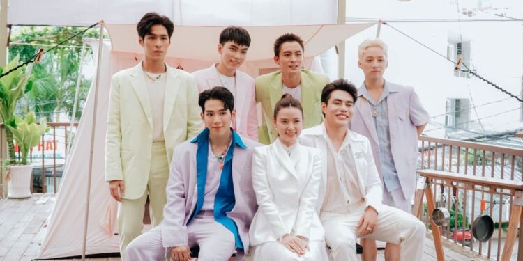 THÔNG ĐIỆP NỮ QUYỀN NHẸ NHÀNG, KHÔNG “LỐ” TRONG “KHI TA HAI LĂM”