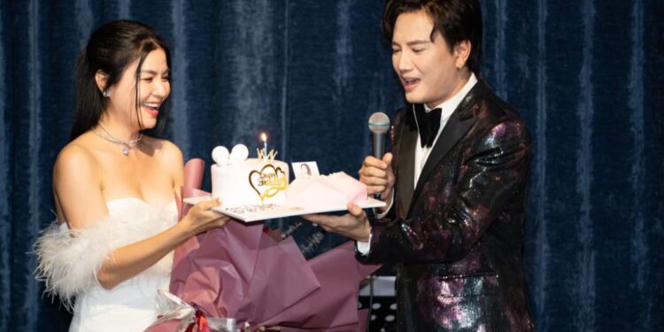 Ca sĩ Bá Thắng đổi ca khúc song ca cùng NSUT Ngọc Huyền phút chót vì lý do gì?