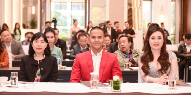 Hoa Hậu Quý Bà Hòa Bình Việt Nam 2023- Dự án tâm huyết của Hoa hậu Phan Kim Oanh chính thức khởi động