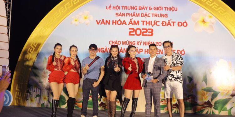 SAU SỰ KIỆN LỄ HỘI ẨM THỰC ĐẤT ĐỎ, TRẦN BÍCH VÂN KHAI TRƯƠNG HỆ THỐNG NGHỈ DƯỠNG