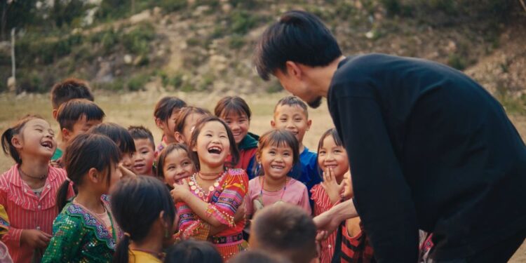 Nấu Ăn Cho Em khiến khán giả xúc động với giai điệu trong sáng, câu chuyện nhân văn