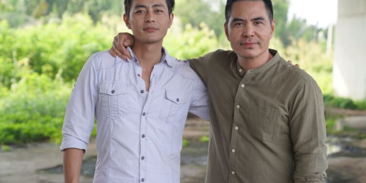 Sau cảnh “nhai ly thủy tinh”, Trung Dũng mong muốn đóng nhiều cảnh phim hành động hơn