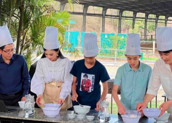 HÀ PHƯƠNG, THÁI SAN HOÁ CAO BỒI, CƯỠI NGỰA BAO NGẦU