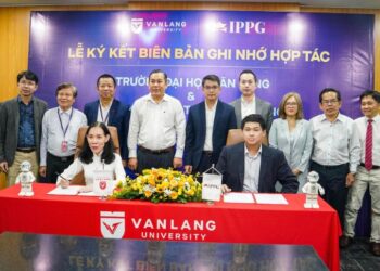 IPPG hợp tác cùng Trường Đại học Văn Lang phát triển chương trình giáo dục AI-Robotics dành cho cấp Cao Đẳng & Đại học