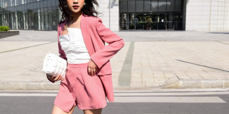 Phong cách Chic Casual của ByMoon khẳng định vị trí trong lòng giới trẻ hiện đại