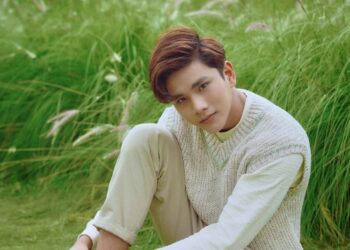 Diễn viên Thiện Nhân hoá chàng thơ tại The Florest – Hoa trong rừng