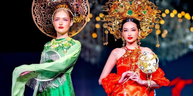 Ngọc Quyên, Trúc Diễm tỏa sáng trong BST Rực Rỡ Phương Đông của NTK Ngô Nhật Huy tại Mỹ