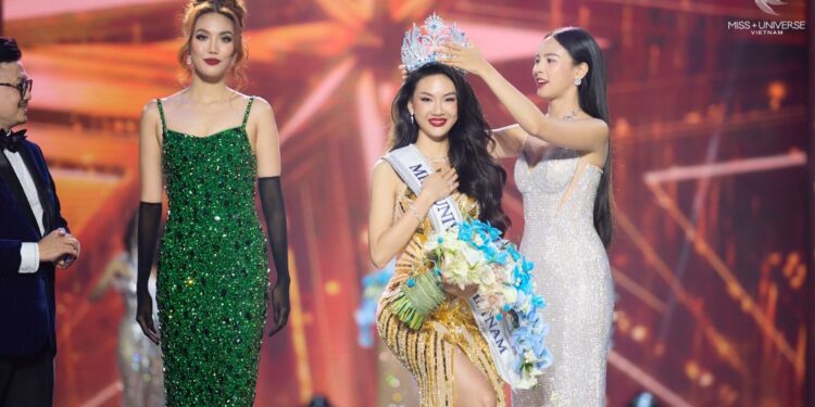 Mãn nhãn đêm chung kết Miss Universe Vietnam 2023, Bùi Quỳnh Hoa xuất sắc đoạt vương miện