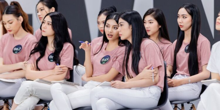 Miss Earth Việt Nam 2023 : Các thí sinh “sốc” trước những trải nghiệm môi trường sống