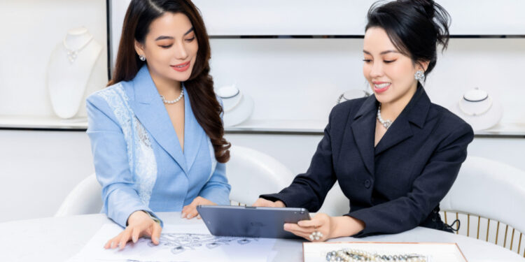 Công bố bộ vương miện dành cho Miss Earth Việt Nam 2023