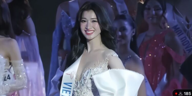 Phương Nhi “phá vỡ lời nguyền” Miss Visit Japan, lọt Top 15 Miss International