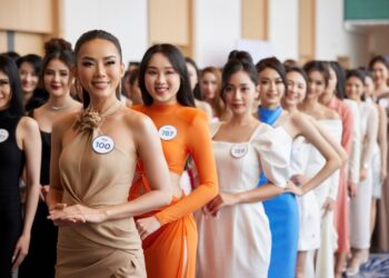 Thí sinh nhập vai chị em, “quát” giám khảo khánh vân ngay trong tập 1 “Tôi là Hoa hậu Hoàn vũ Việt Nam