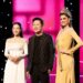 Thí sinh duy nhất của Miss Grand International 2023 mặc áo dài nhận sash tại show diễn Xin chào Việt Nam