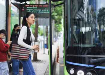 Hoa hậu Lan Anh giới thiệu sáng kiến về môi trường của Việt Nam tại Miss Earth