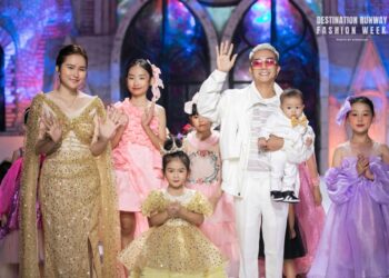 Destination Runway Fashion Week 2023 – Nắng Pha Lê kết thúc đầy cảm xúc tại Smiley Ville Hà Nội
