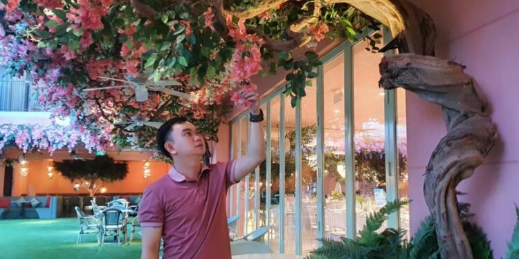 Kỹ sư Lê Phạm Huy – Người hóa thân cho cây khô thành rực rỡ những công trình hoa