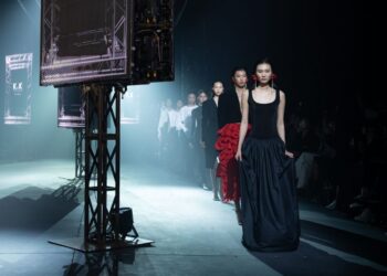 SR Celebrating Local Pride Thu Đông 2023 không chỉ trình diễn mà còn giúp mang về doanh thu bán hàng