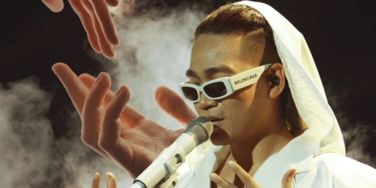 Chất âm nhạc đặc biệt của Wowy trong video mới “Người”