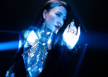 Hà Nhi bắt tay với “phù thủy tạo hit” Drum7 làm mới Ai Lau Đôi Mi Hoen