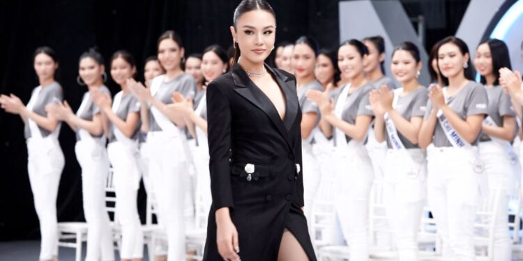 Á hậu Thủy Tiên  tái hiện “tuyệt kỹ” múa tay tại trailer tập 3 Tôi là Hoa hậu Hoàn vũ Việt Nam