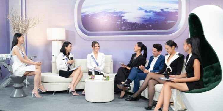 Nhận góp ý từ á hậu Thảo Nhi Lê, thí sinh bật khóc vì áp lực chưa làm tốt khi làm nhóm trưởng