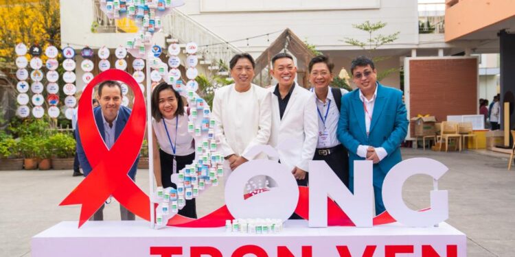 NSND Kim Xuân kêu gọi không kỳ thị người sống chung với HIV
