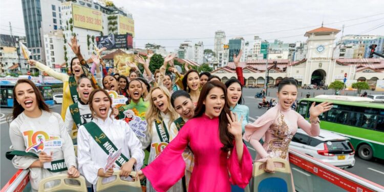 Diễn viên Trương Ngọc Ánh, hoa hậu Đỗ Lan Anh trở thành Đại sứ Tuần lễ Du lịch TP.HCM