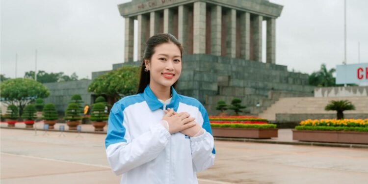 Thiên Ân tham dự Đại hội Sinh viên Việt Nam, vinh dự gặp Chủ tịch nước