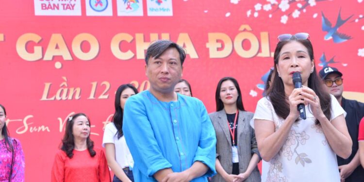 Hạt gạo chia đôi đến 8 tỉnh miền Tây Nam Bộ và TP.HCM