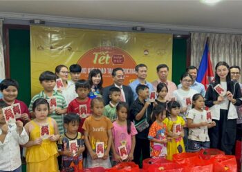 Niềm tự hào của Việt Nam, Hoa hậu Thuỳ Tiên mang văn hoá Việt Nam đến Campuchia