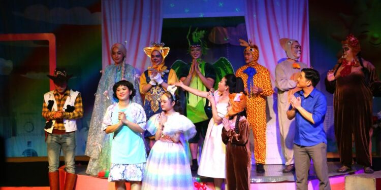 Nhà hát 5B xây dựng thương hiệu kịch Tết thiếu nhi với tác phẩm đặc sắc “Thế Giới Đồ Chơi và Câu chuyện Cậu Bé Rồng”