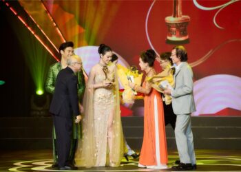 Vượt mặt đàn chị, Diệp Bảo Ngọc nhận giải Mai Vàng 2023