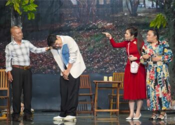 Sập bẫy hẹn hò qua mạng, hai cô gái suýt chút mất tài sản