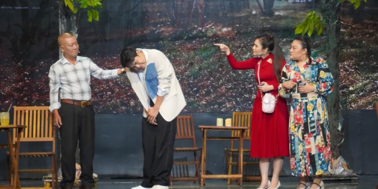 Sập bẫy hẹn hò qua mạng, hai cô gái suýt chút mất tài sản