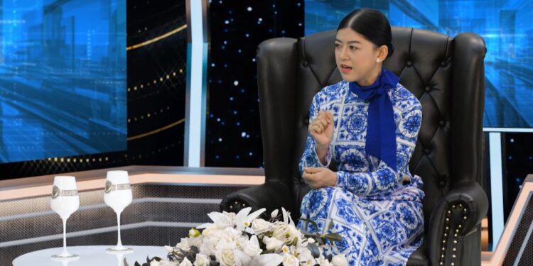 Nghệ sĩ Hồng Trang và hành trình 14 năm nỗ lực duy trì nhóm kịch cà phê