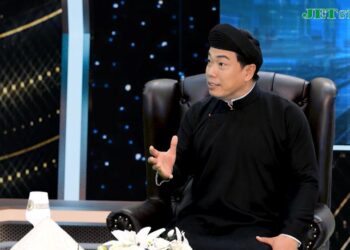 Diễn giả Hồ Nhựt Quang giải thích câu nói “thắt lưng buộc bụng”